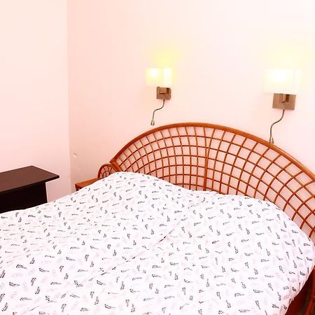 Flat On Andrassy Avenue Apartment Budapest Bagian luar foto